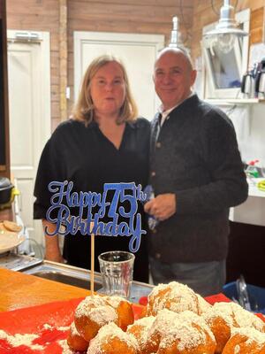 f7e2f55b-37a3-4c05-8ff0-b88c93012d63